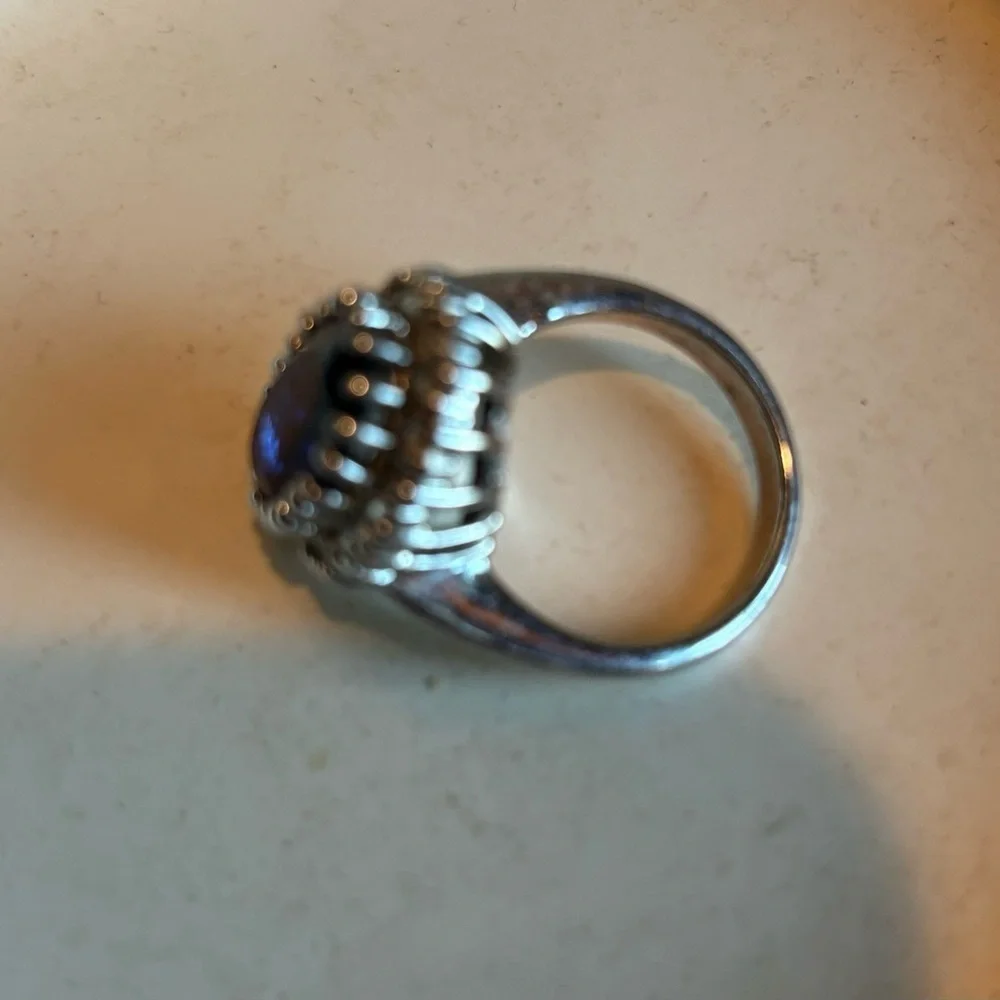 Silver Tone Blue Glass Faceted Statement Ring 8